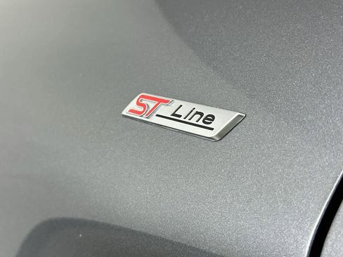 Certified 2025 Ford Explorer ST-Line w/ ST-Line Street Pack AWD/4WD image 7