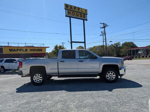 Used 2015 Chevrolet Silverado 2500 LT w/ Z71 Package, Off-Road image 5