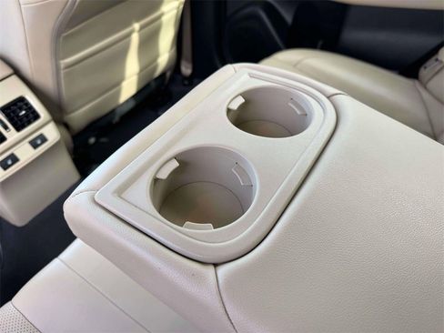 Used 2015 Subaru Outback 2.5i Limited image 12