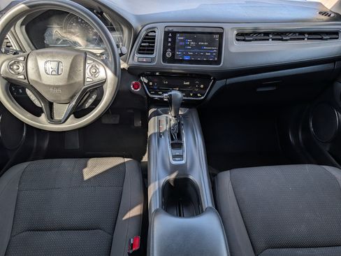 Used 2021 Honda HR-V EX image 10