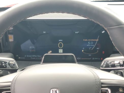 New 2026 Lincoln Aviator Reserve AWD/4WD image 18