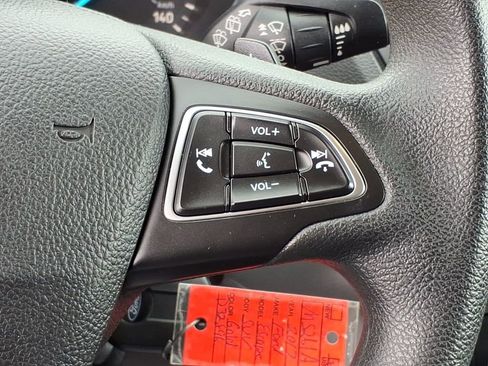 Used 2017 Ford Escape SE w/ SE Cold Weather Package image 18