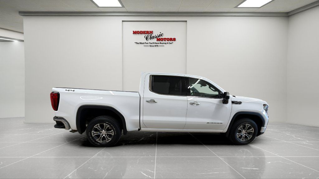 Used 2025 GMC Sierra 1500 SLT AWD/4WD image 6