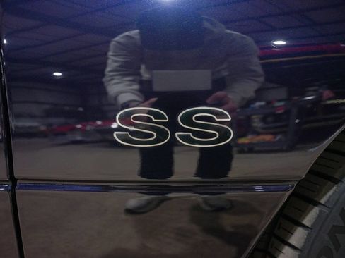 Used 2001 Chevrolet Camaro Z28 w/ SS Performance/Appearance Pkg image 28