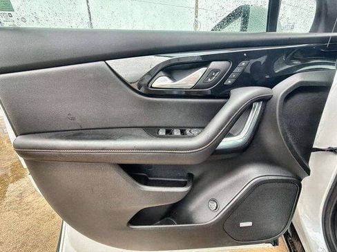 Used 2022 Chevrolet Blazer Premier w/ Enhanced Convenience Package FWD image 21