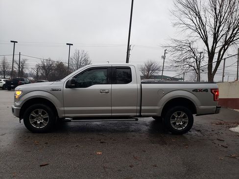 Used 2017 Ford F150 XLT w/ Equipment Group 301A Mid image 5