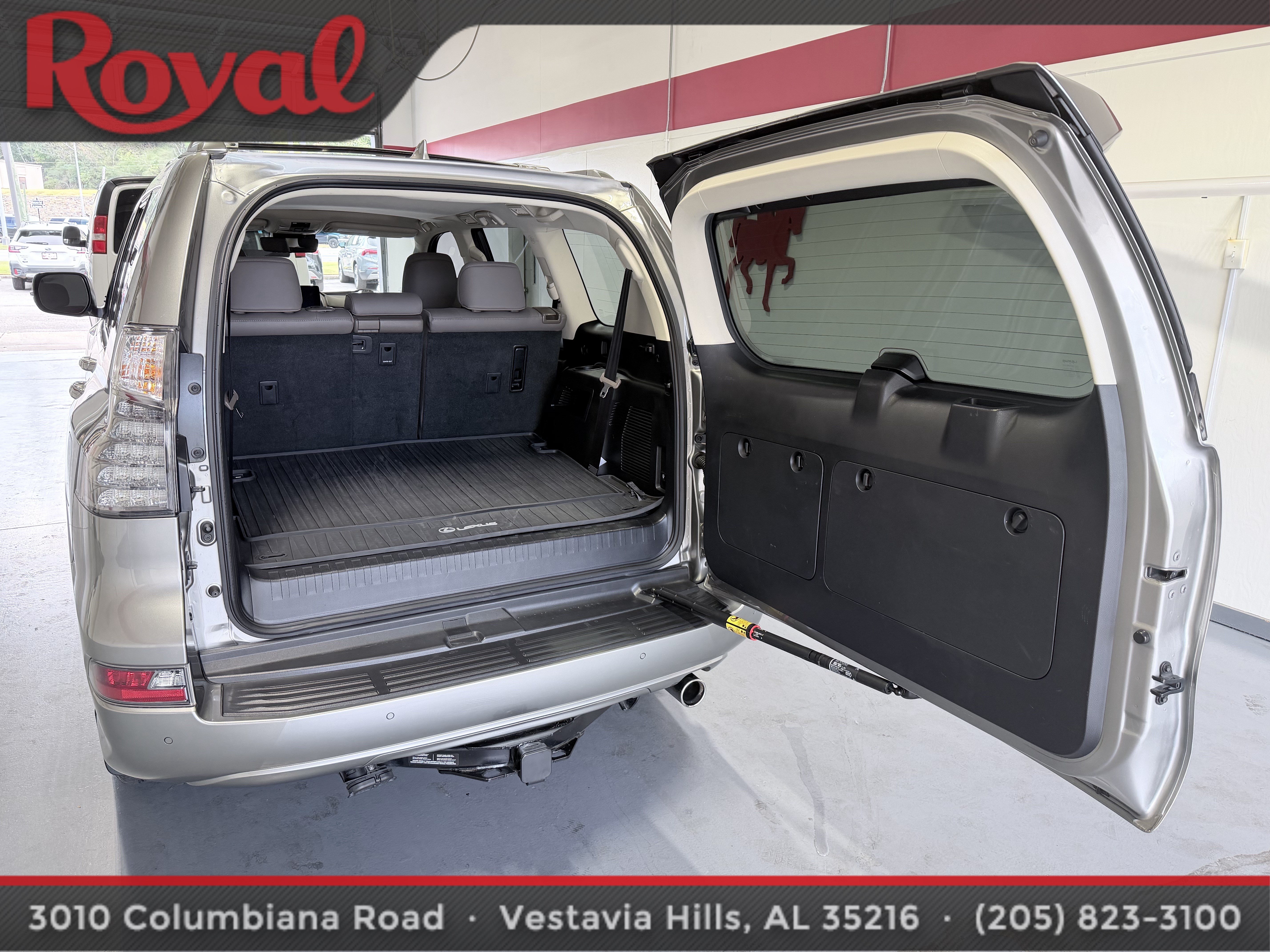 Used 2023 Lexus GX 460 Premium w/ Premium Package AWD/4WD image 6