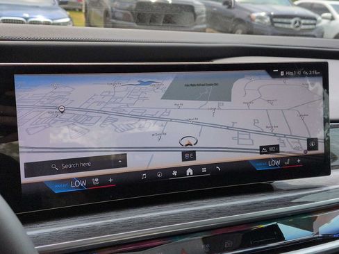 New 2025 BMW 740i xDrive AWD/4WD image 31