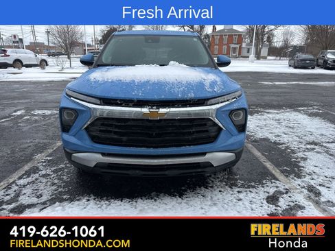 Used 2024 Chevrolet TrailBlazer LT w/ LT Cold Weather Package image 10