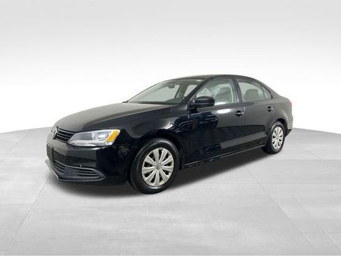 Used 2014 Volkswagen Jetta S image 2