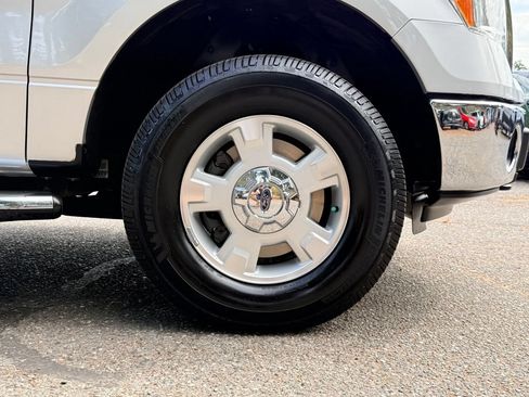 Used 2011 Ford F150 XLT w/ XLT Convenience Pkg AWD/4WD image 28