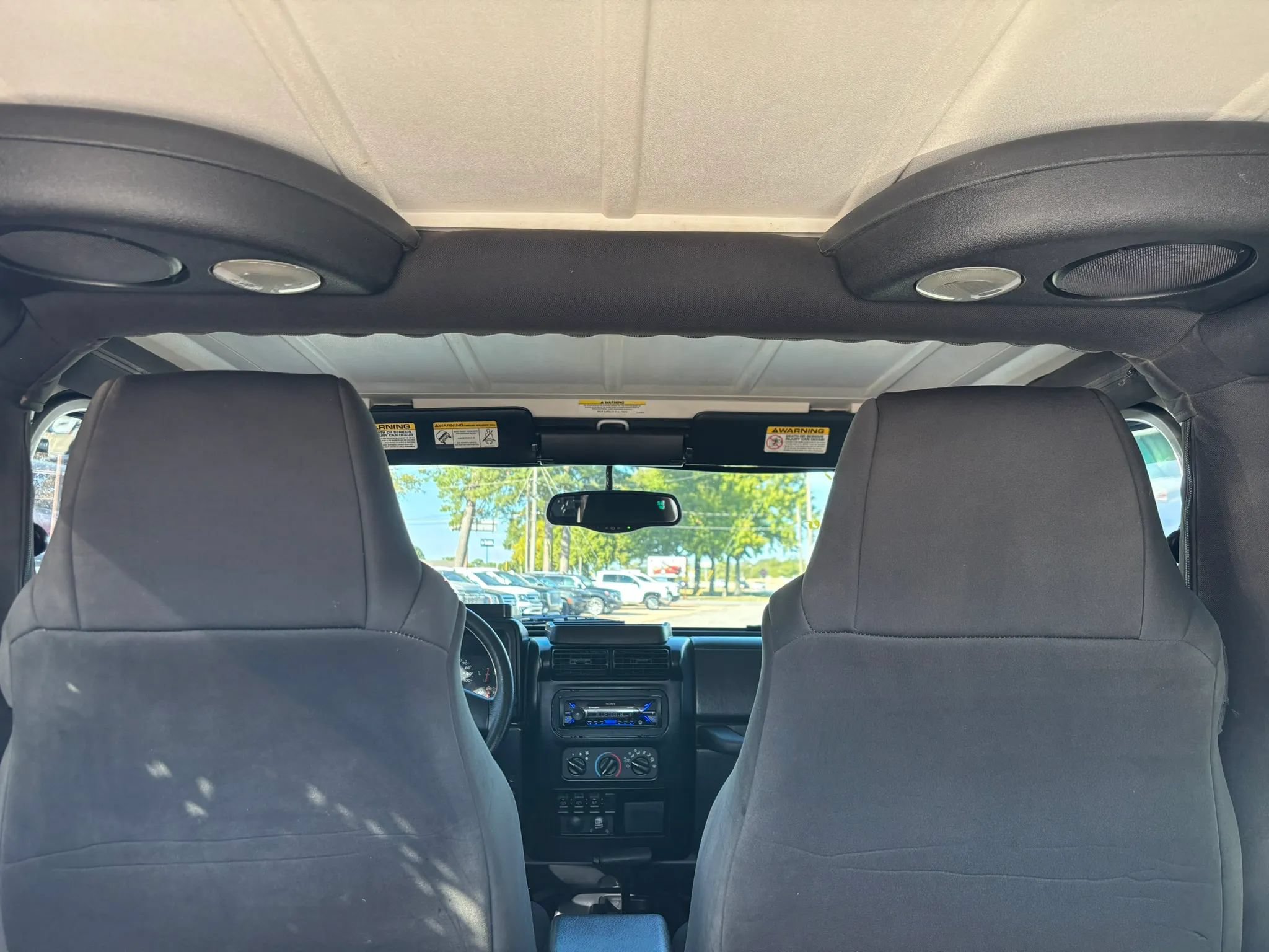 Used 2004 Jeep Wrangler 4WD w/ Dual Top Group image 19