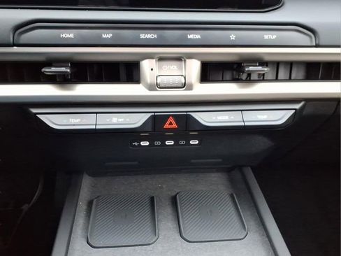 New 2027 Kia Telluride S image 20