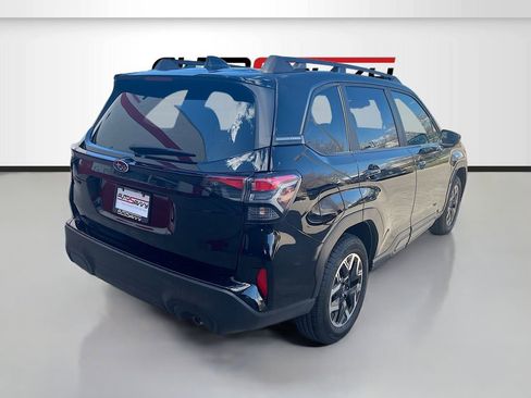 Used 2025 Subaru Forester Premium w/ Convenience Package #1 AWD/4WD image 7