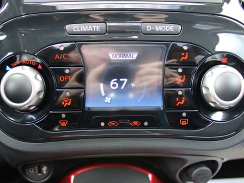 Used 2011 Nissan Juke SL w/ Sport Pkg AWD/4WD image 19