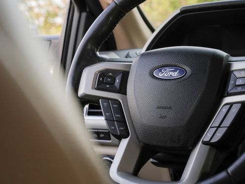 Used 2018 Ford F350 Lariat w/ Lariat Value Package AWD/4WD image 45