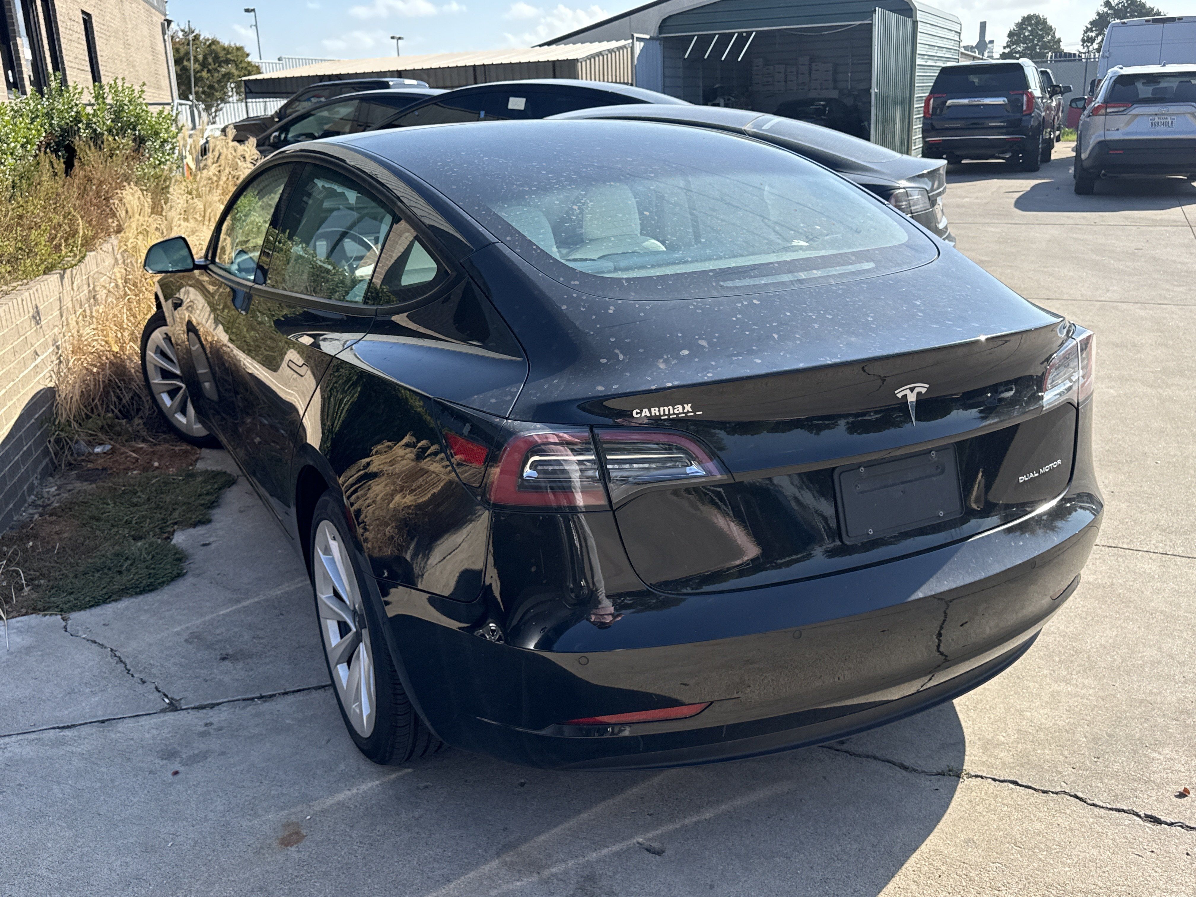 Used 2022 Tesla Model 3 Long Range AWD/4WD image 3