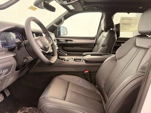 New 2026 Jeep Grand Wagoneer L Limited image 20