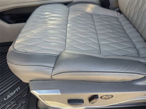 Used 2026 Ford F250 Platinum w/ Platinum Plus Package image 20