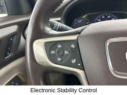 Used 2018 GMC Acadia Denali w/ Technology Package image 36