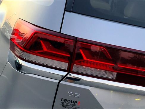 Used 2024 Volkswagen Atlas SE FWD image 25
