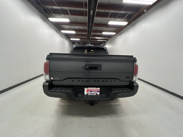 Certified 2022 Toyota Tacoma TRD Sport AWD/4WD image 7