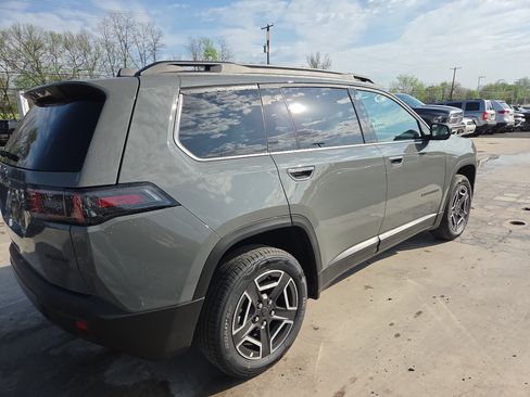 New 2026 Jeep Cherokee Limited AWD/4WD image 15
