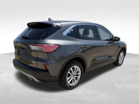 Used 2020 Ford Escape SE FWD image 17
