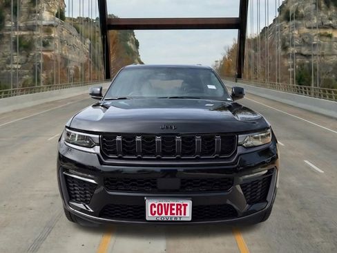 New 2026 Jeep Grand Cherokee L Limited RWD image 2