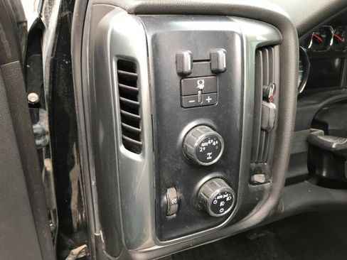 Used 2018 Chevrolet Silverado 1500 LT w/ All Star Edition AWD/4WD image 10