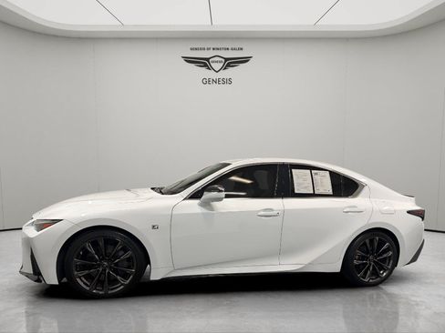 Used 2022 Lexus IS 350 F Sport RWD image 2