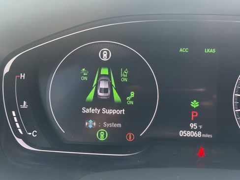 Used 2020 Honda Accord EX image 11
