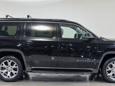 Used 2022 Jeep Wagoneer Series I w/ Premium Group I image 12