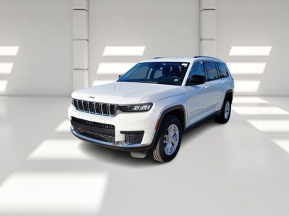 Used 2023 Jeep Grand Cherokee L Laredo