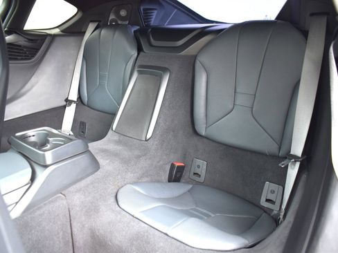 Used 2017 BMW i8 image 42