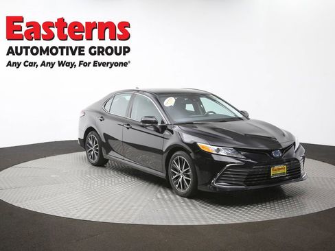 Used 2022 Toyota Camry XLE FWD image 49
