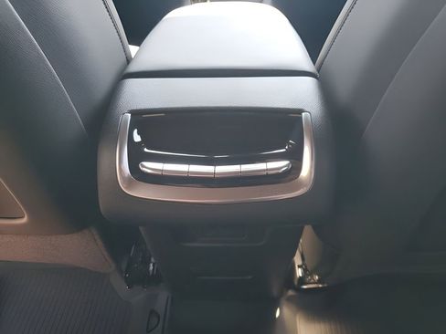 New 2025 Cadillac XT6 Premium Luxury w/ LPO, Floor Liner Package image 22