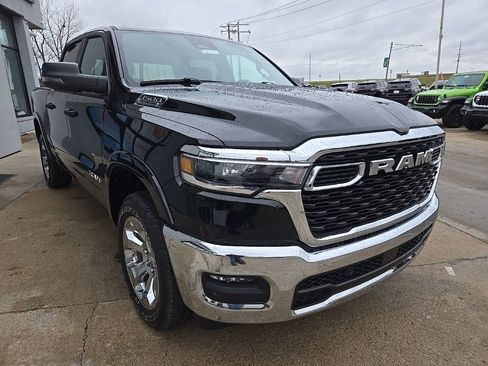 New 2026 RAM 1500 Big Horn AWD/4WD image 14