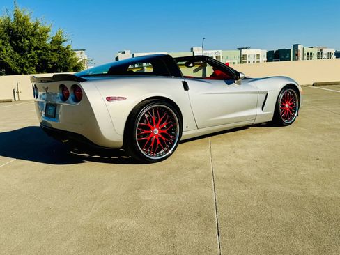 Used 2007 Chevrolet Corvette Coupe w/ Preferred Equipment Group image 15
