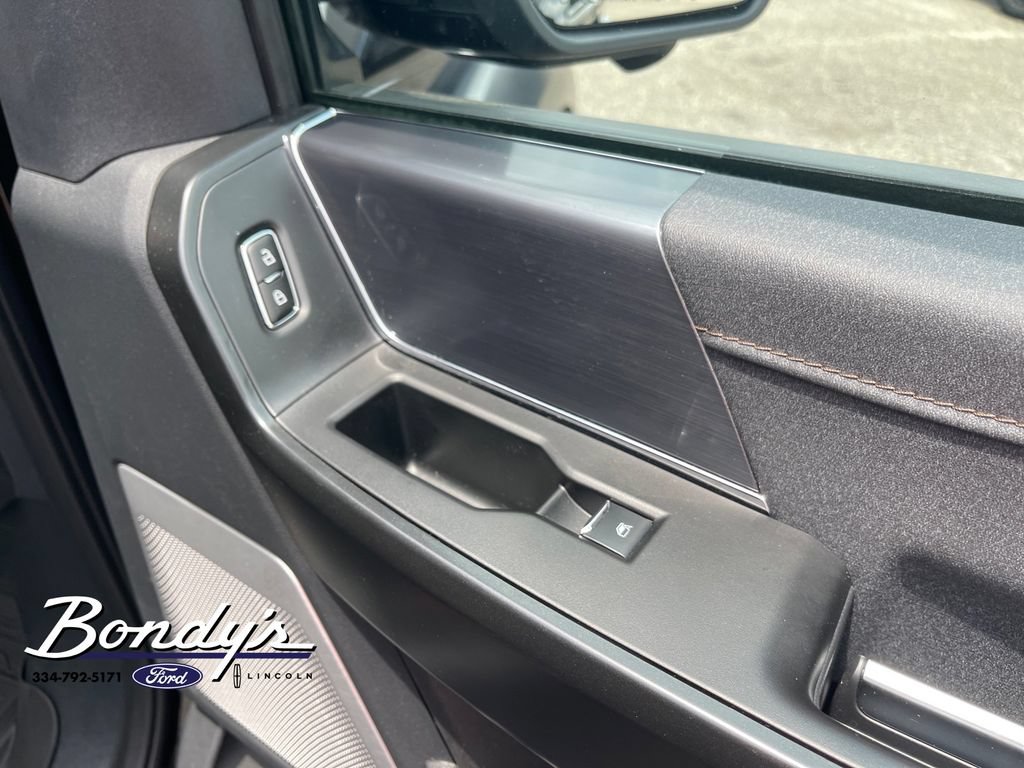 Used 2023 Ford F150 Raptor AWD/4WD image 19