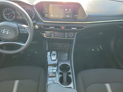 Certified 2021 Hyundai Sonata SEL w/ Preferred Accessory Package image 10