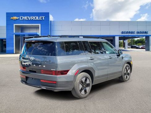 Used 2025 Hyundai Santa Fe SEL image 4