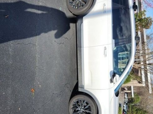 Used 2020 Kia Telluride SX w/ SX Prestige Package image 4