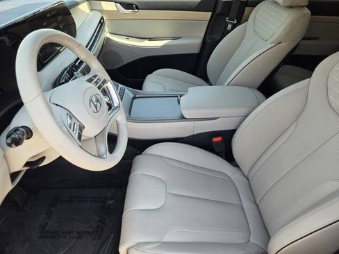 Used 2025 Hyundai Palisade Limited image 12