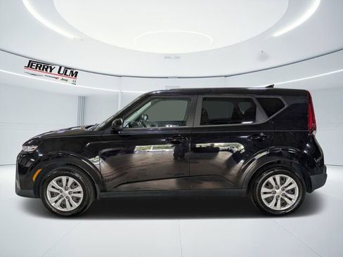 Used 2020 Kia Soul LX FWD image 6