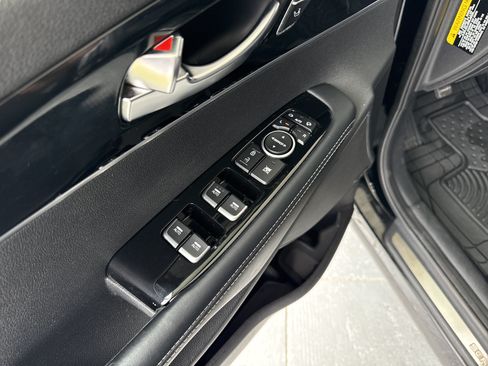 Used 2016 Kia Sorento SX FWD image 14