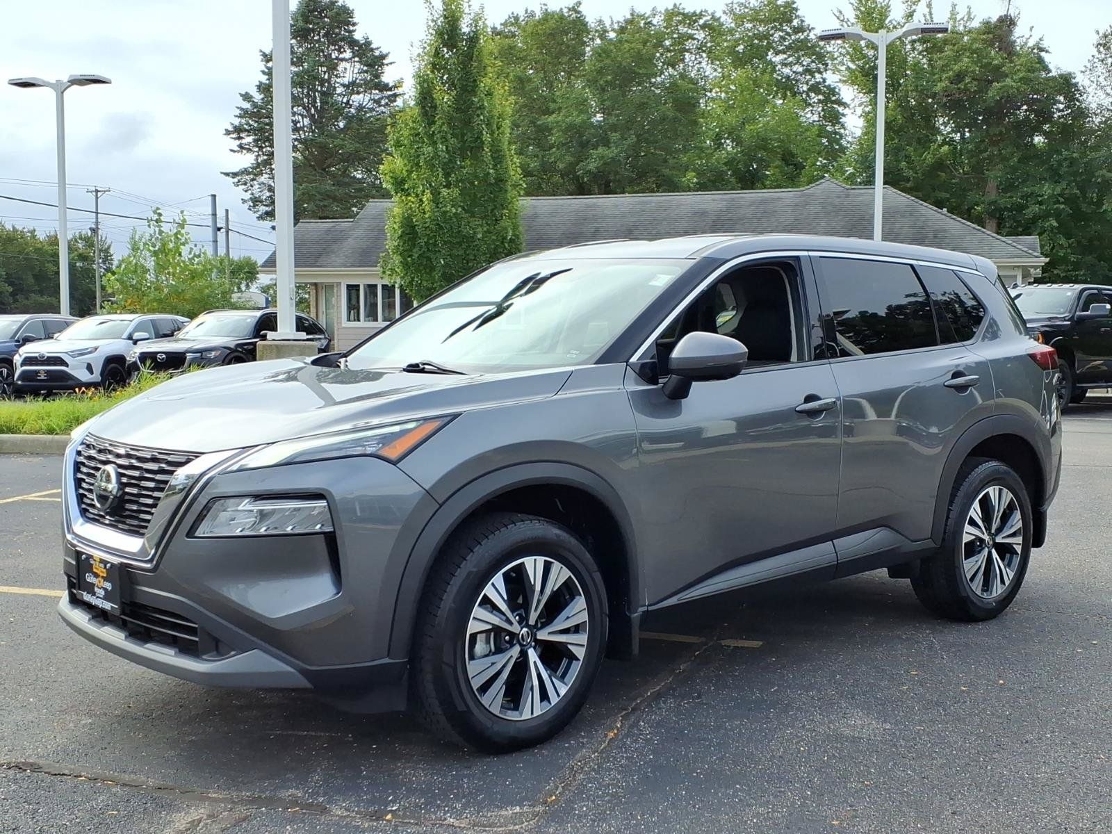 Used 2021 Nissan Rogue SV AWD/4WD image 3