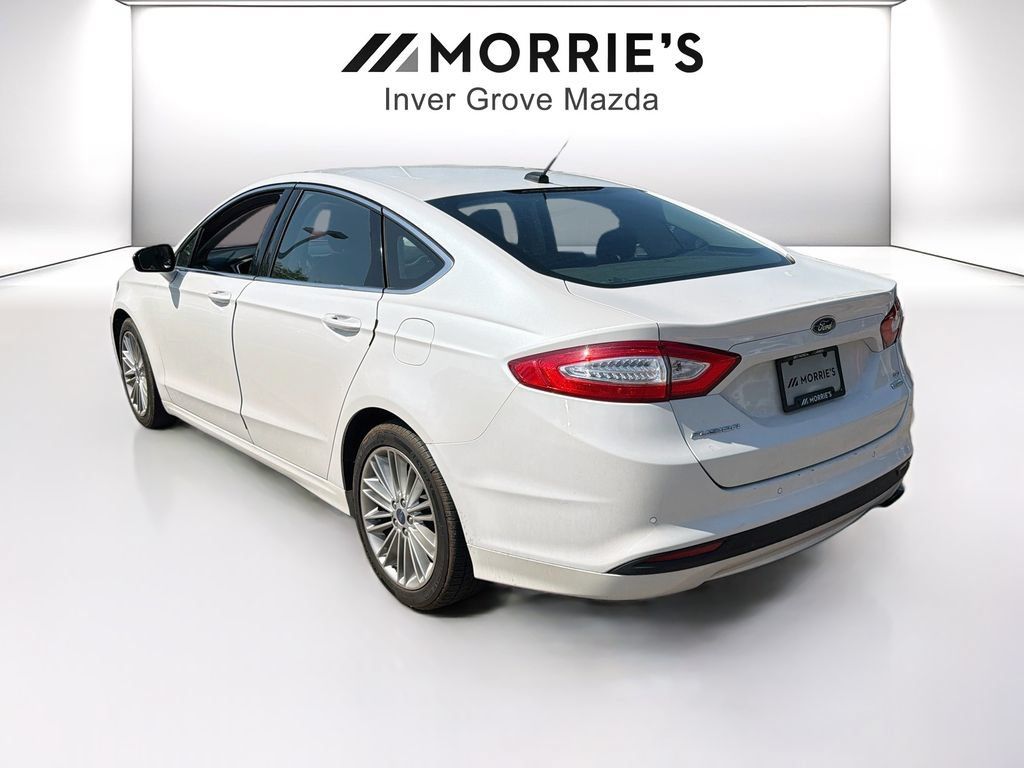 Used 2015 Ford Fusion SE w/ Equipment Group 202A FWD image 7