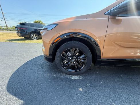 Used 2024 Buick Encore GX Sport Touring w/ Black Roof Package FWD image 9