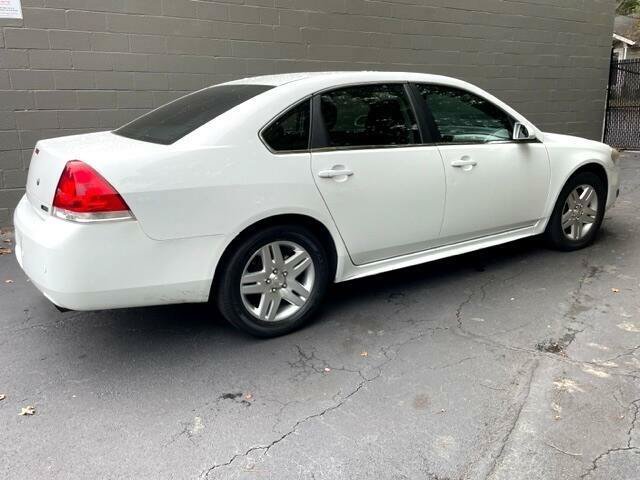 Used 2013 Chevrolet Impala Police FWD image 4